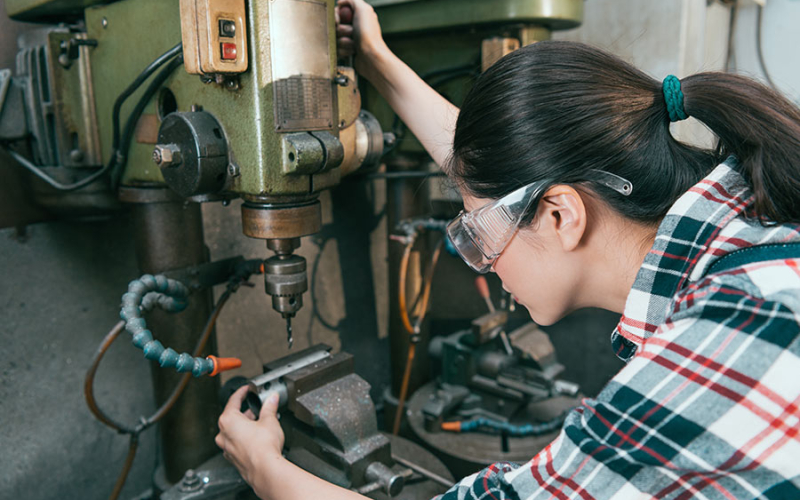 Zerspanungsmechaniker/in